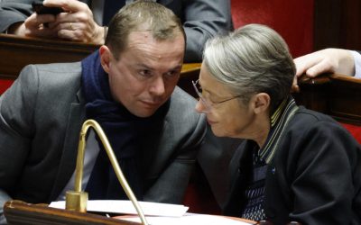 FranciaOggi: Trump annuncia la pace, il senato francese dibatte  – Sparatoria ad un matrimonio, uccisa la sposa – Corsa alle pompe di benzina in Costa Azzurra